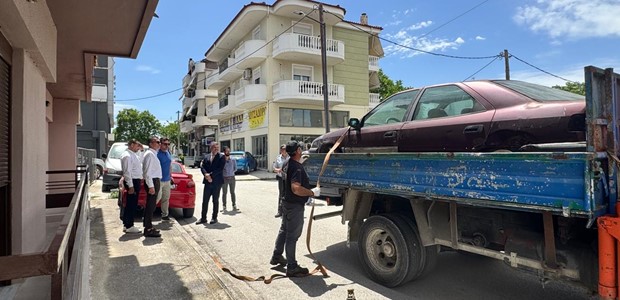 Νέα επιχείρηση - “σκούπα” για εγκαταλελειμμένα οχήματα
